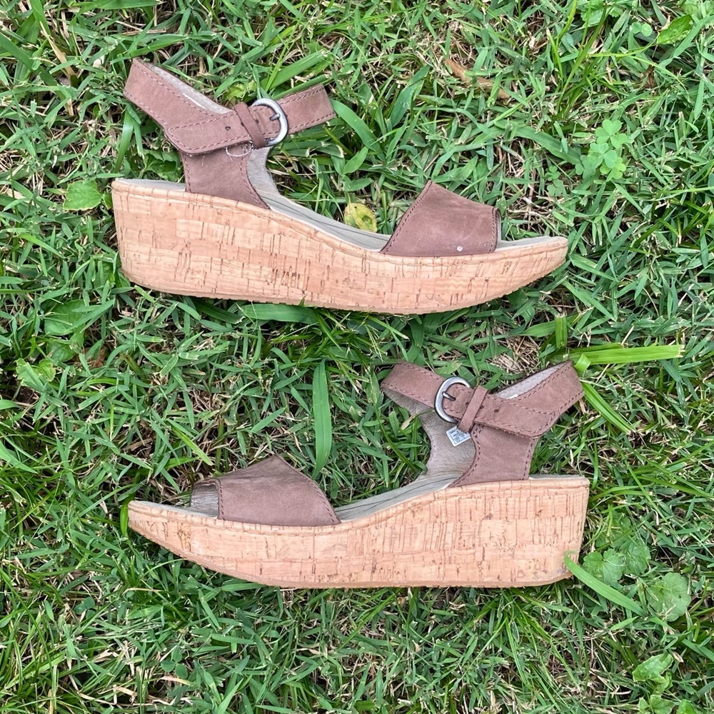Eddie Bauer cork wedges